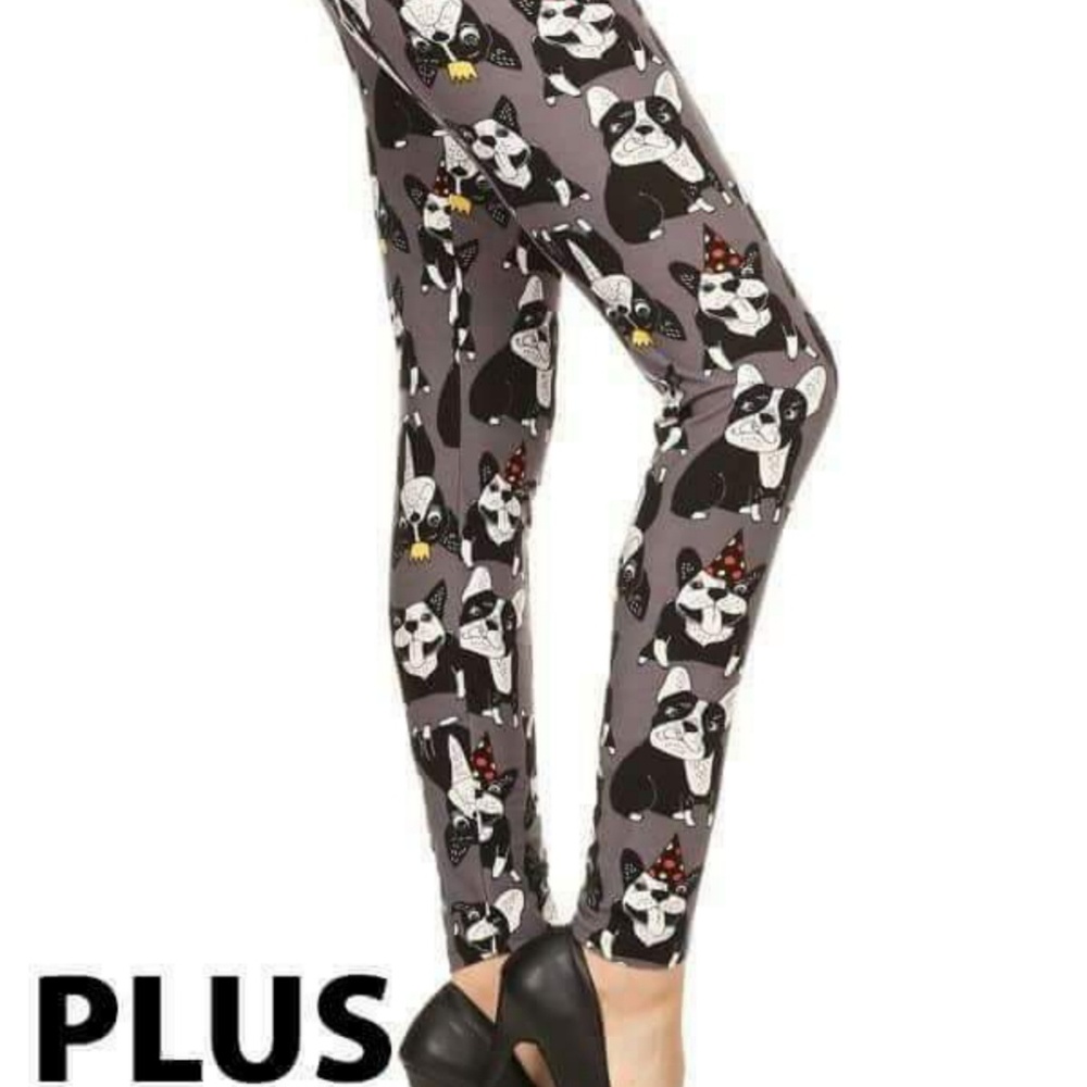 Plus Black & White Dog Print Leggings